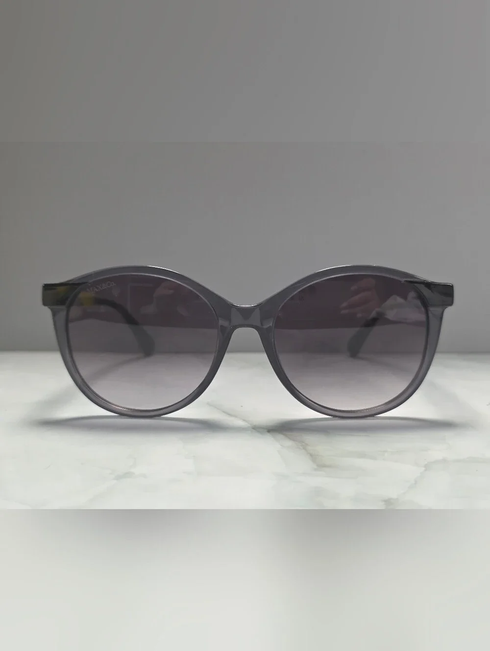 MAX&Co. Round Gray Gradient Sunglasses MO0084 20B